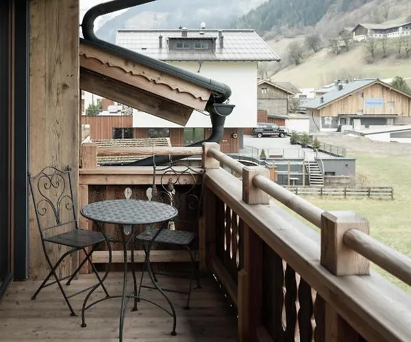 Alpine Lofts M26